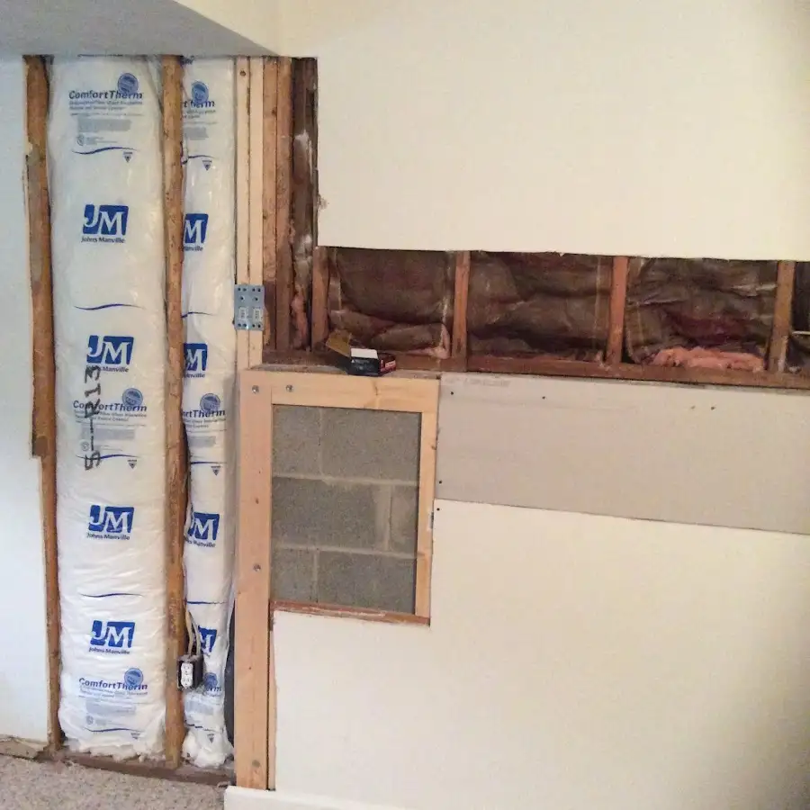 Wall insulation replacement during Structural Drying in Potomac Mills